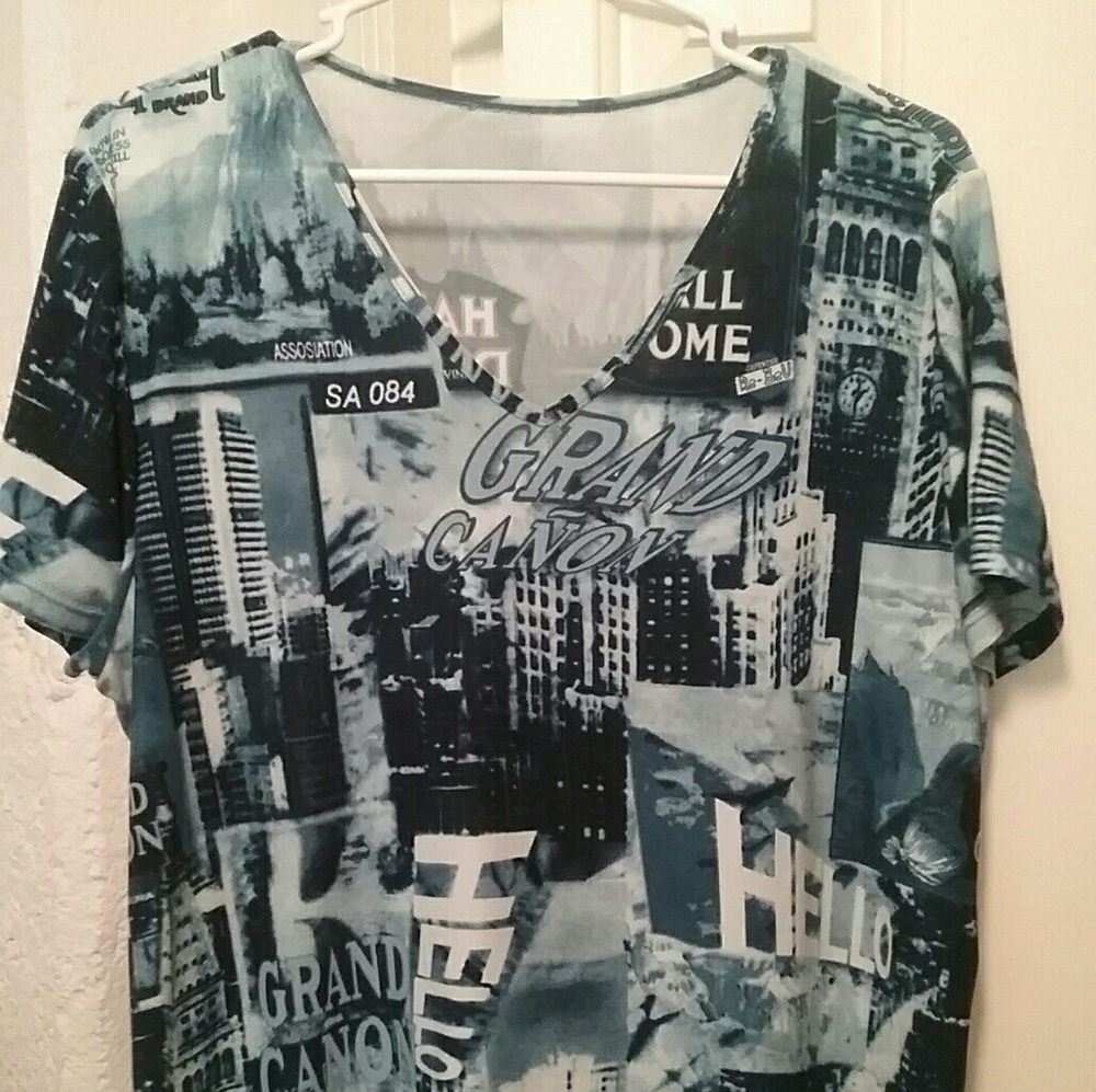Short sleeve graphic tee